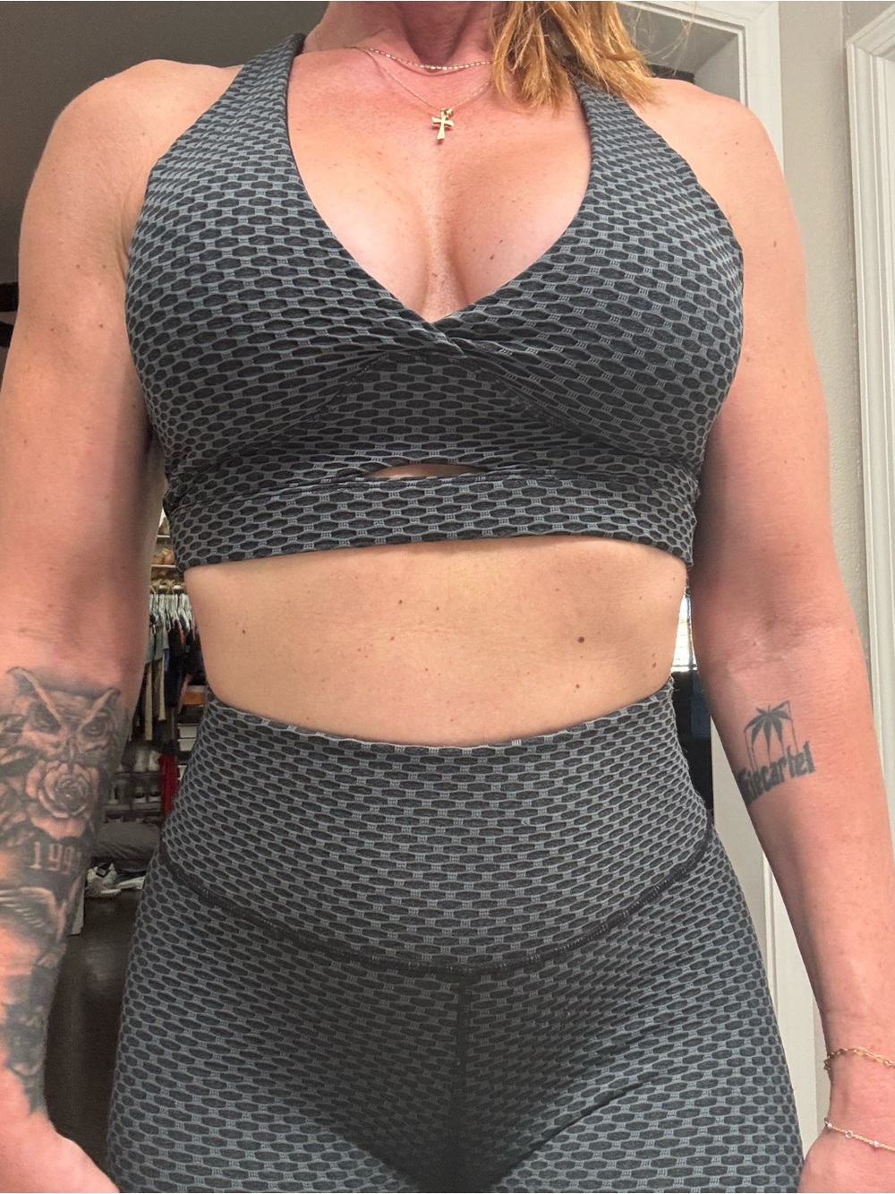 High-Rise Textured Gray Leggings — Sculpting Everyday Legging